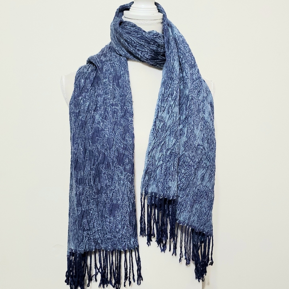 Wrinkled Texture Blue Floral Fashion Scarf